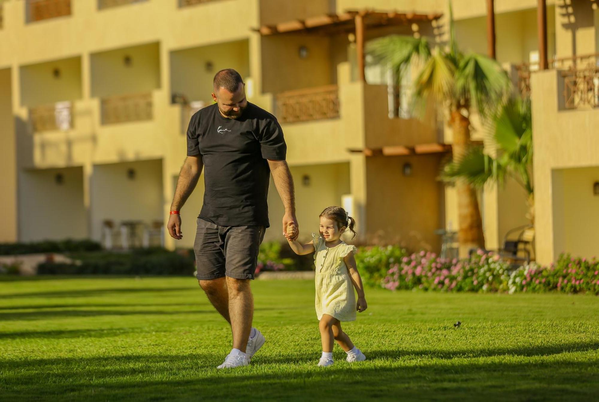 Imperial Shams Abu Soma Hotel Hurghada Exterior photo